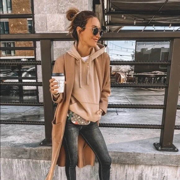 SOLD❤️ Tan Sweatshirt - Cotton - Picture 3 of 5